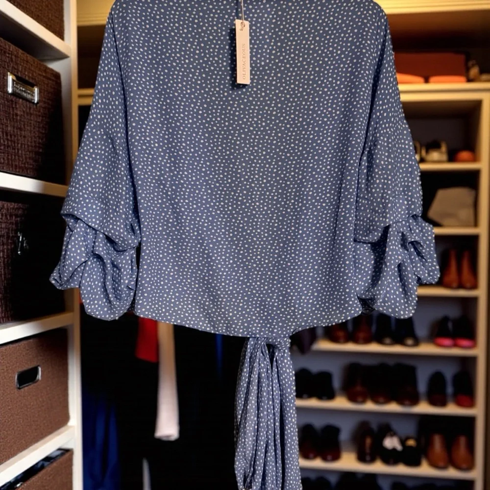 NWT - Olivaceous Blouse - Size M - Picture 5 of 9